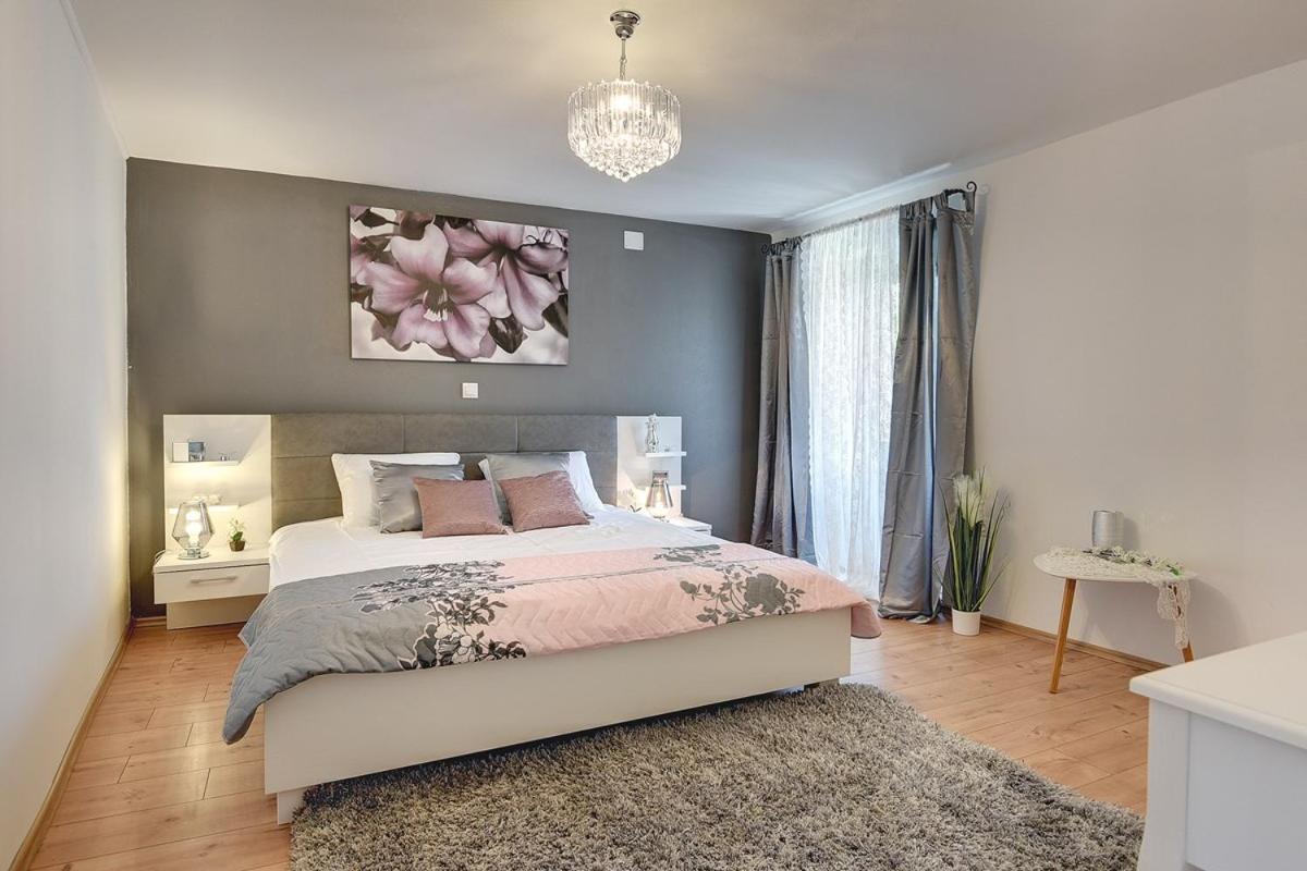 Villa Micol Gajana Экстерьер фото