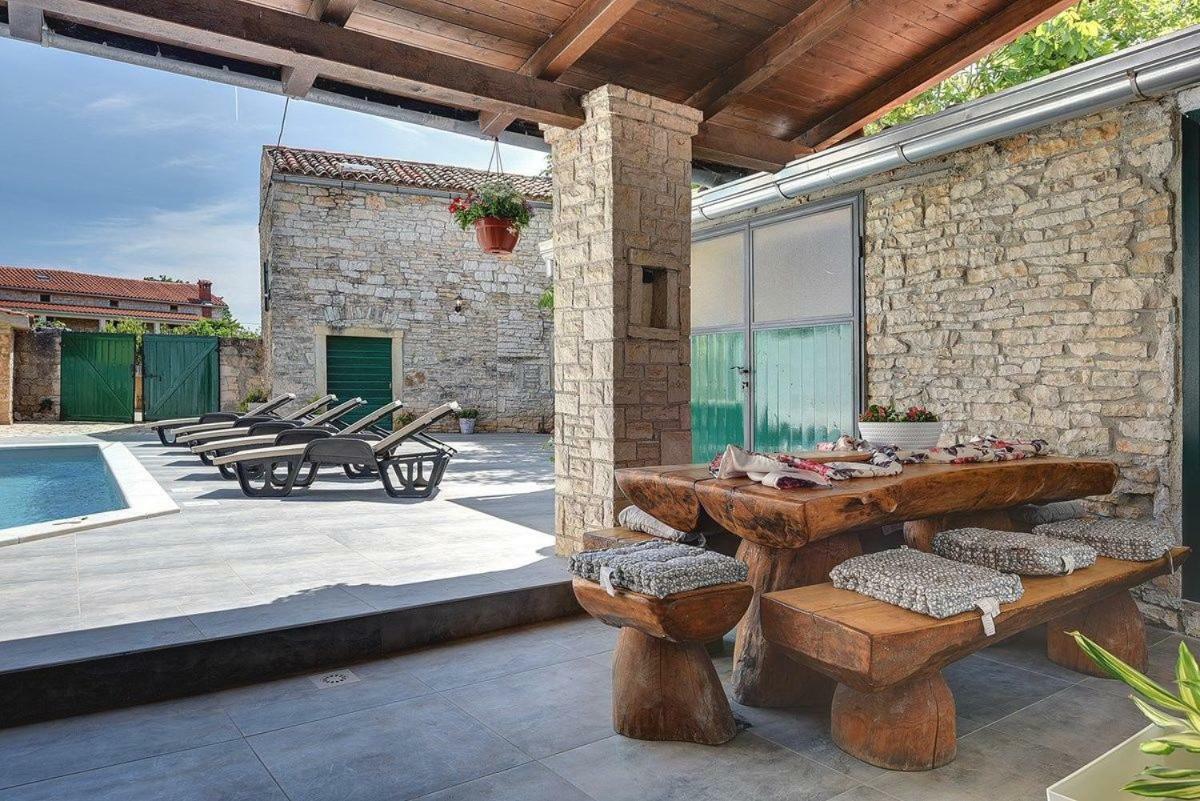 Villa Micol Gajana Экстерьер фото